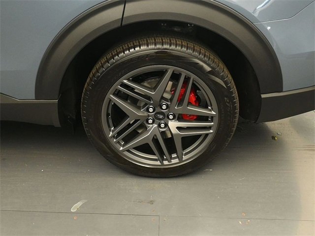 New 2026 Ford Explorer ST w/ Sun And Sound Package image 9