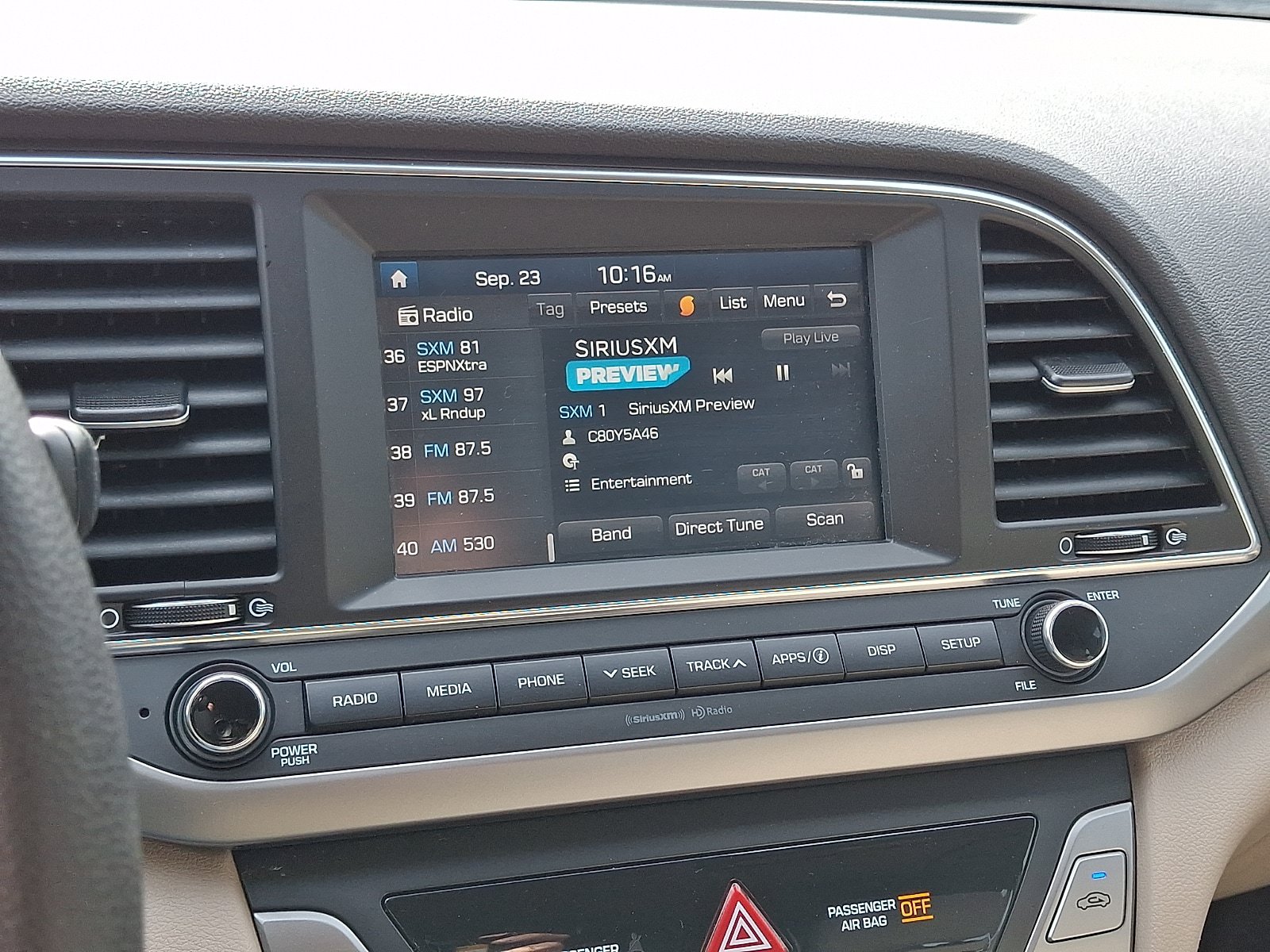 Used 2017 Hyundai Elantra SE FWD image 18