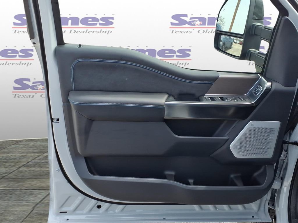 New 2026 Ford F250 Platinum image 8