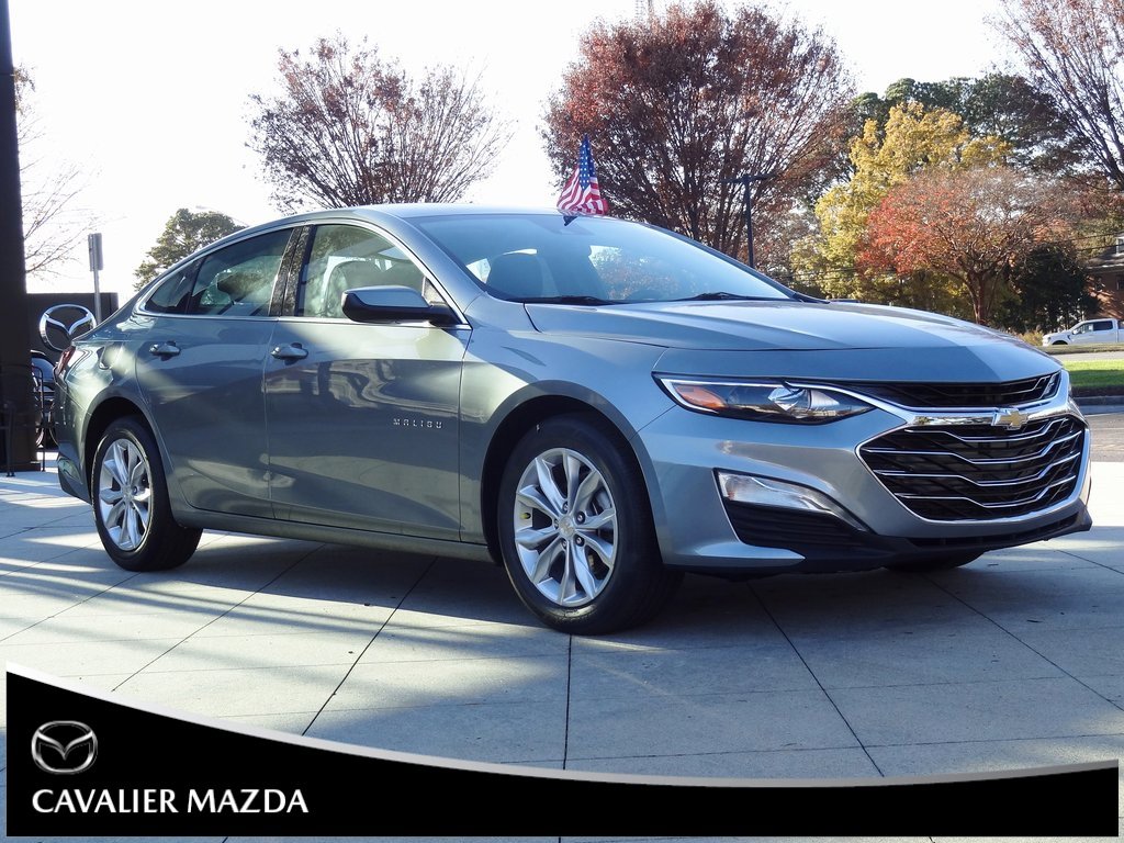 Used 2025 Chevrolet Malibu LT image 1