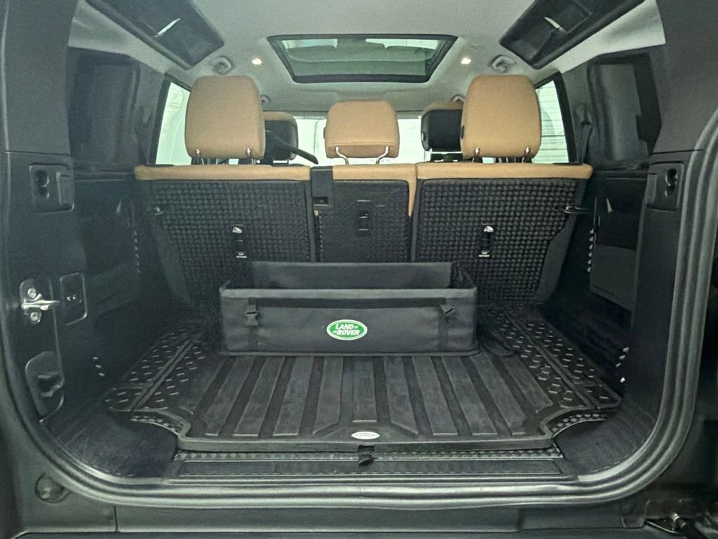 Used 2025 Land Rover Defender 110 S AWD/4WD image 24