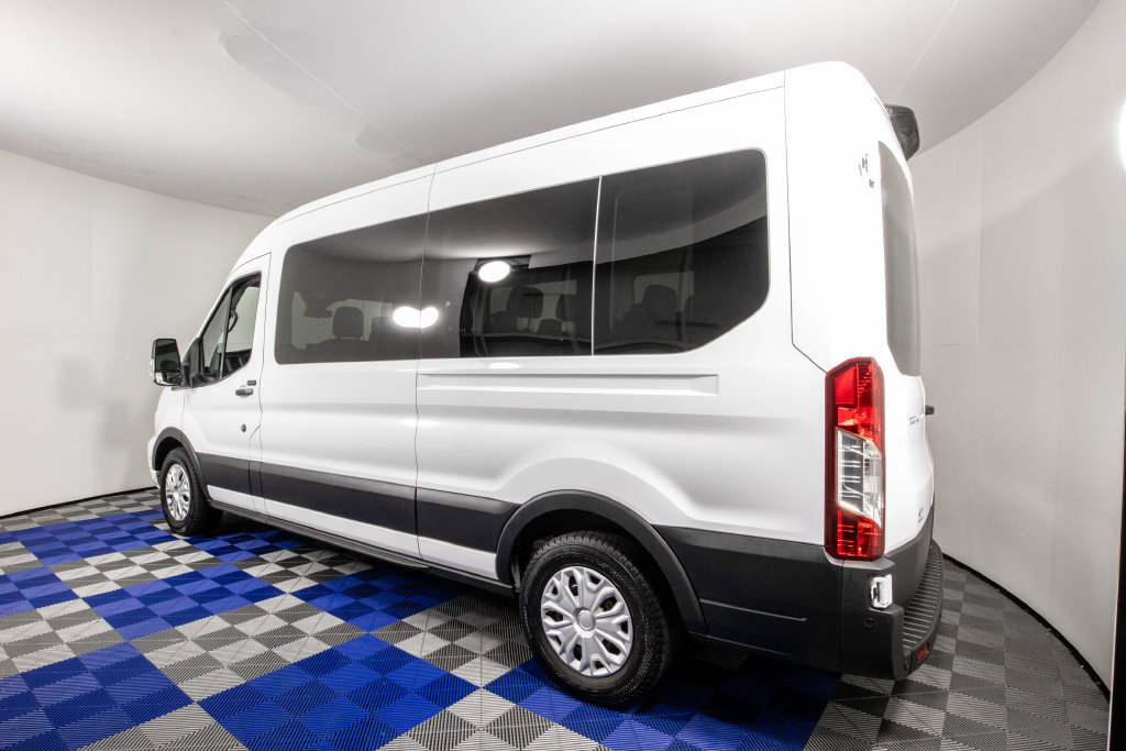 Used 2025 Ford Transit 350 XLT RWD image 7