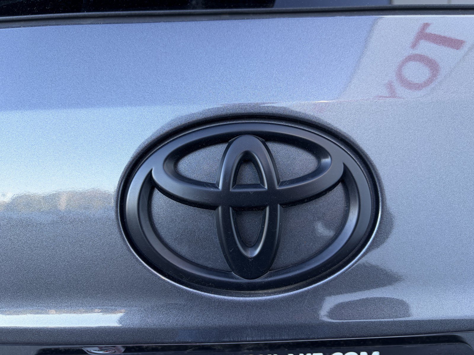 Used 2025 Toyota Highlander XLE AWD/4WD image 32