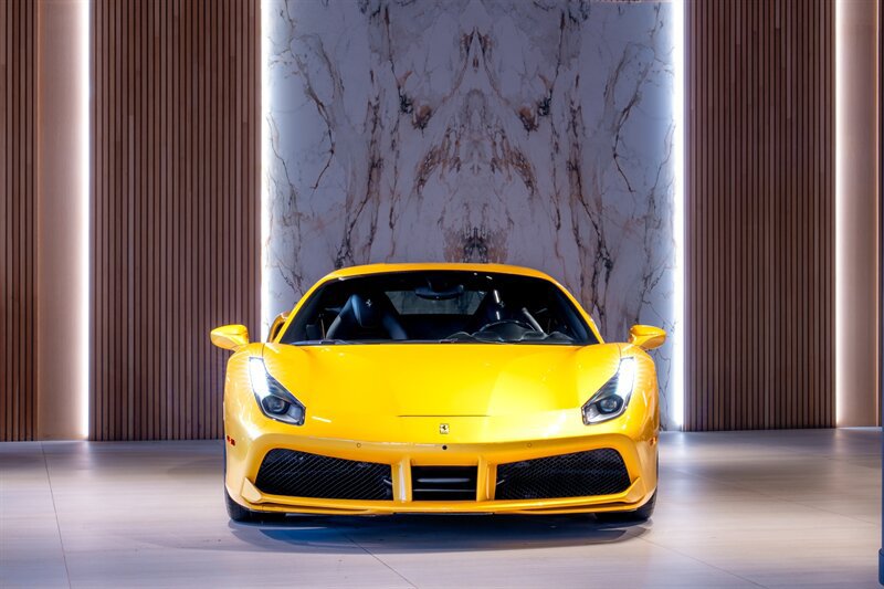 Used 2016 Ferrari 488 GTB RWD image 2