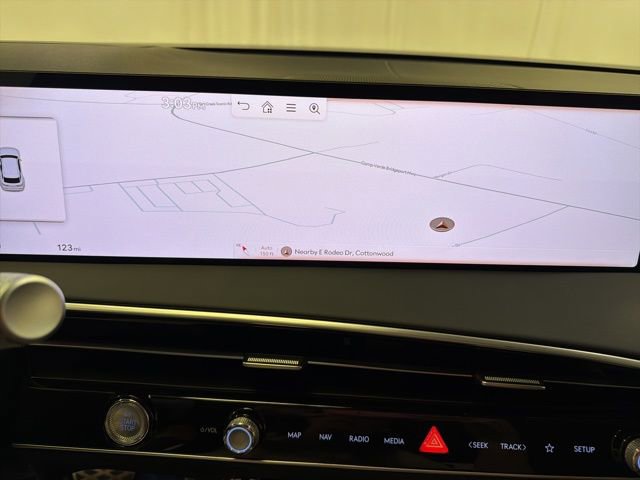 Used 2026 Genesis Electrified GV70 Prestige image 16