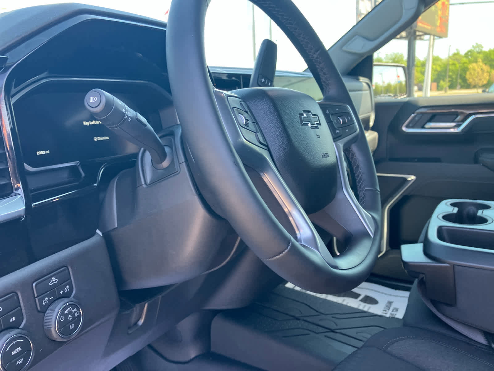 Used 2026 Chevrolet Silverado 1500 RST w/ RST Select Package AWD/4WD image 9