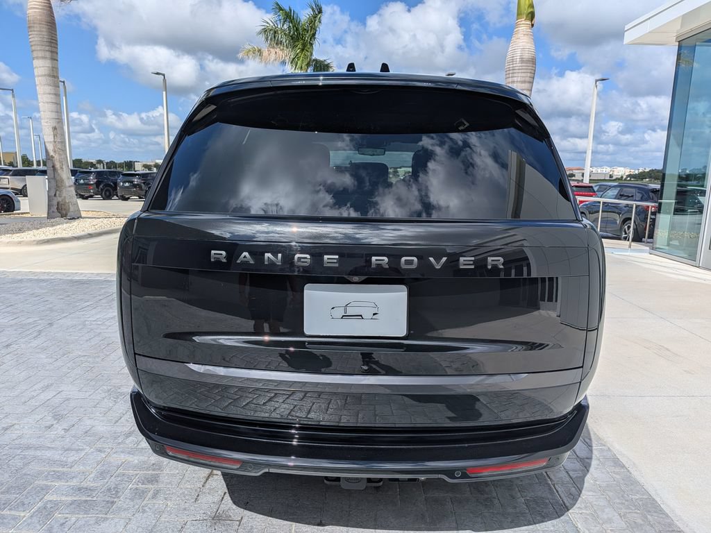 Certified 2024 Land Rover Range Rover Long Wheelbase SE AWD/4WD image 5
