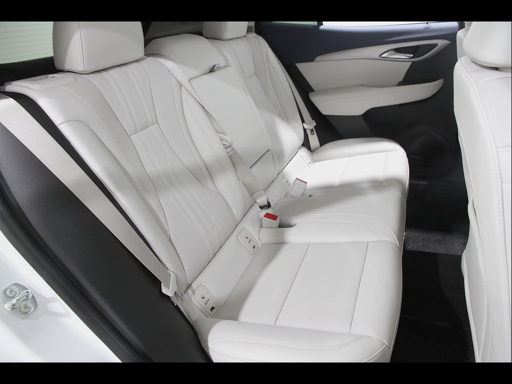 Certified 2025 Buick Envision Avenir AWD/4WD image 20