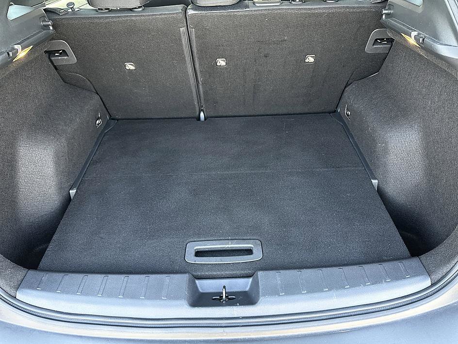 Certified 2025 Nissan Kicks SV image 20