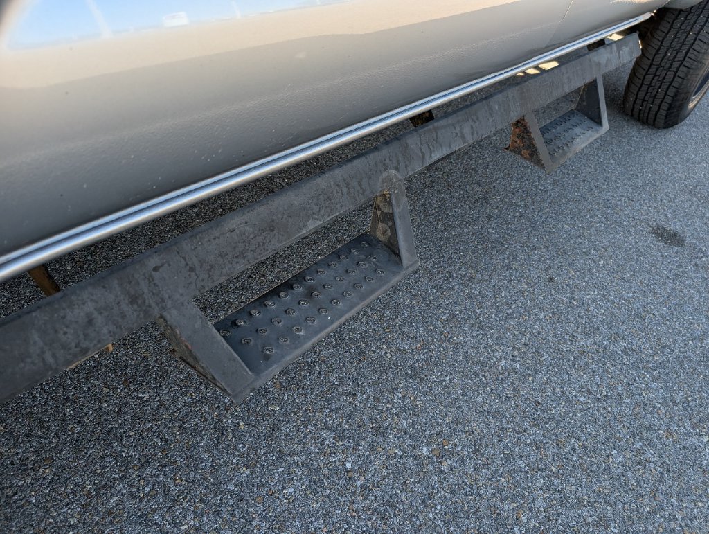Used 2023 Toyota Tacoma SR5 RWD image 9