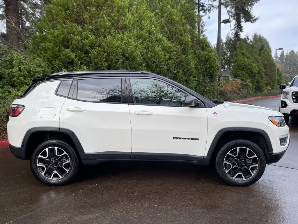 Used 2020 Jeep Compass Trailhawk image 3