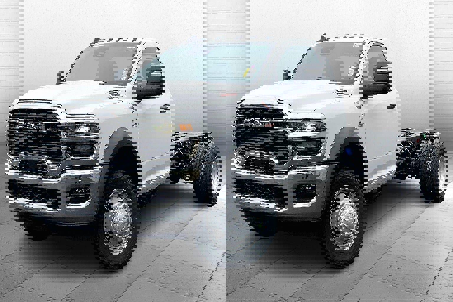 New 2026 RAM 5500 Tradesman image 2