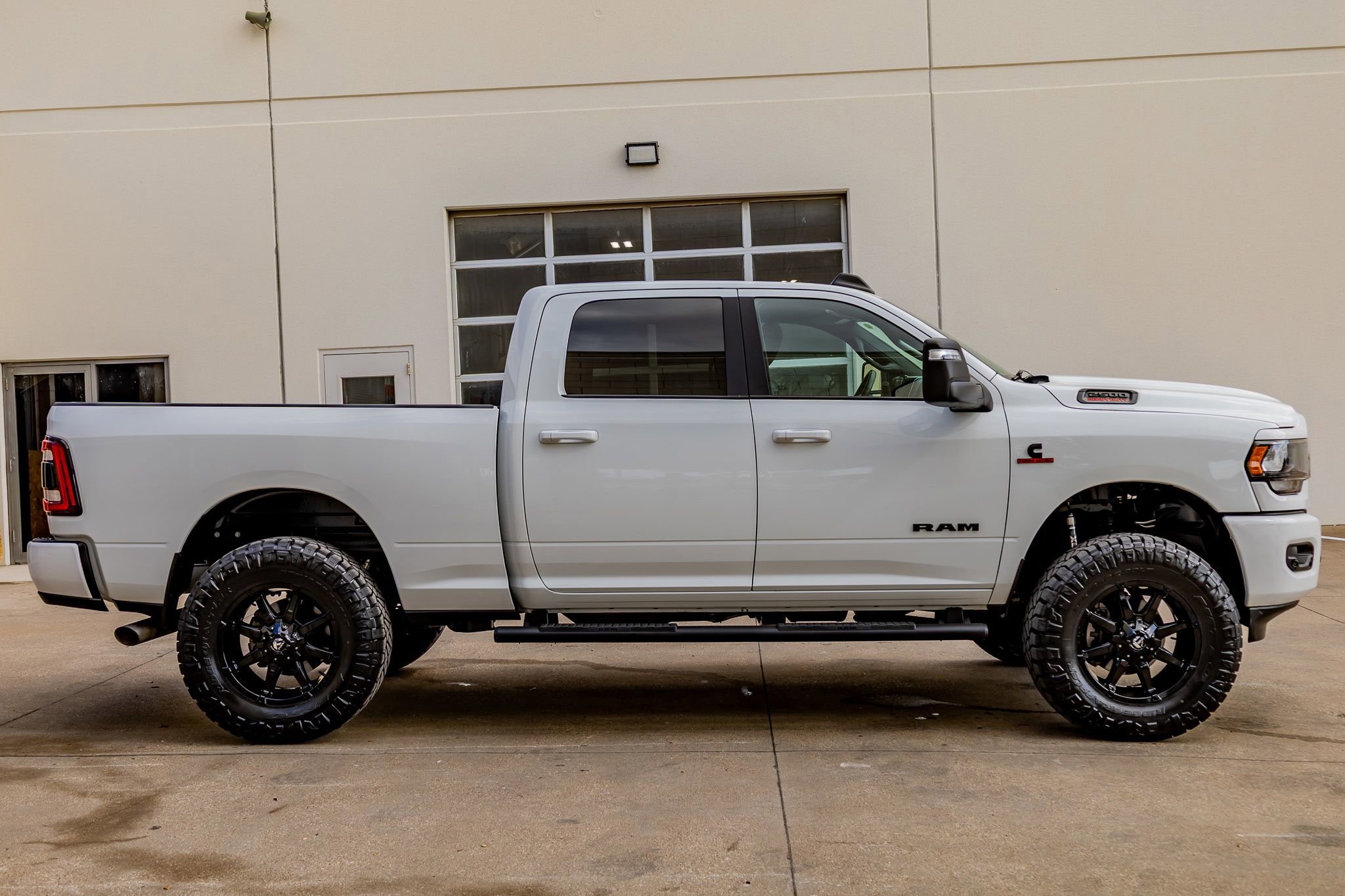 Used 2024 RAM 2500 Big Horn w/ Night Edition image 11