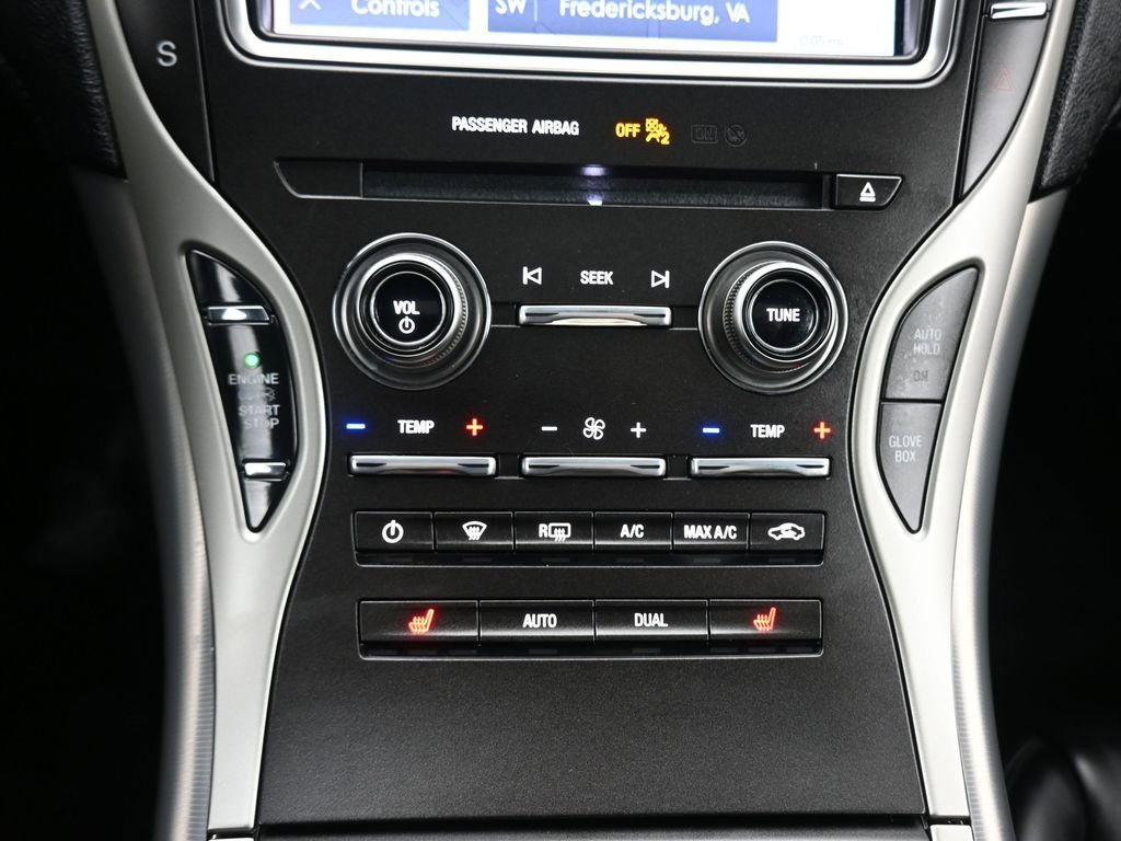 Used 2019 Lincoln Nautilus Select image 21