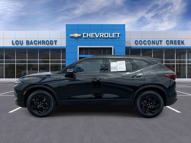 Used 2024 Chevrolet Blazer LT w/ Midnight/Sport Edition FWD image 5