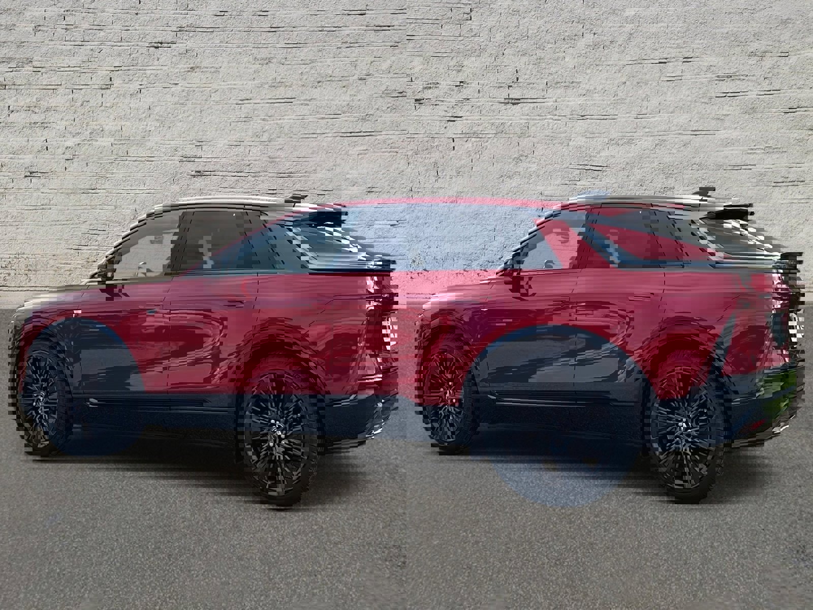 Used 2024 Cadillac Lyriq Sport image 3