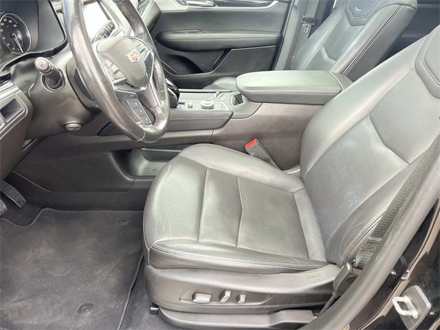 Certified 2022 Cadillac XT5 Premium Luxury image 16