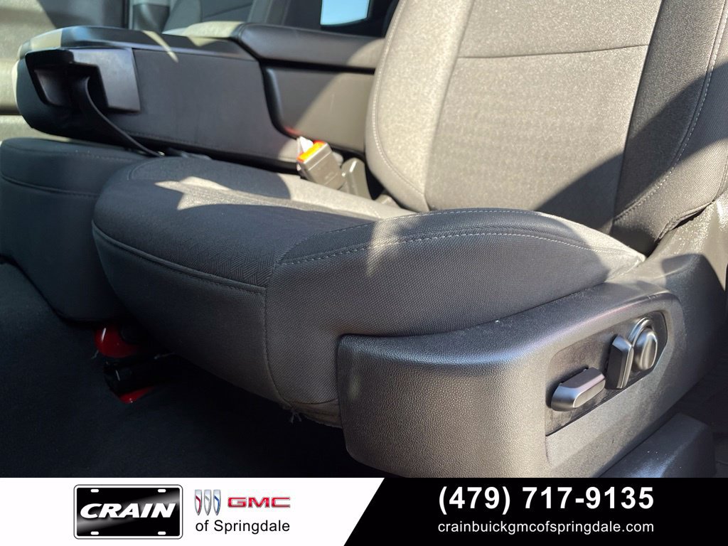 Used 2022 Chevrolet Silverado 1500 Custom w/ Safety Confidence Package RWD image 22