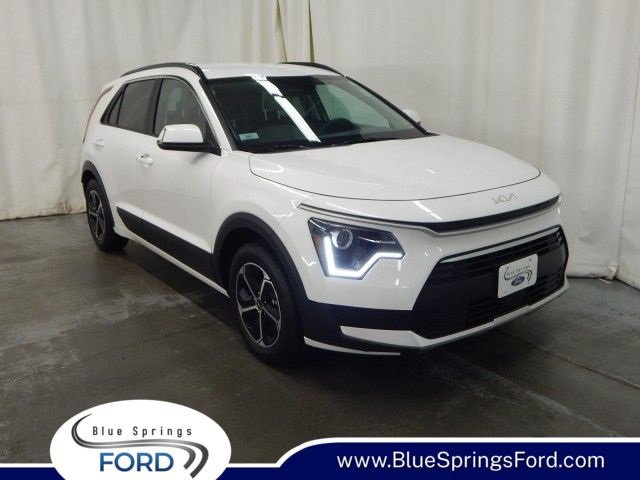 Used 2025 Kia Niro EX