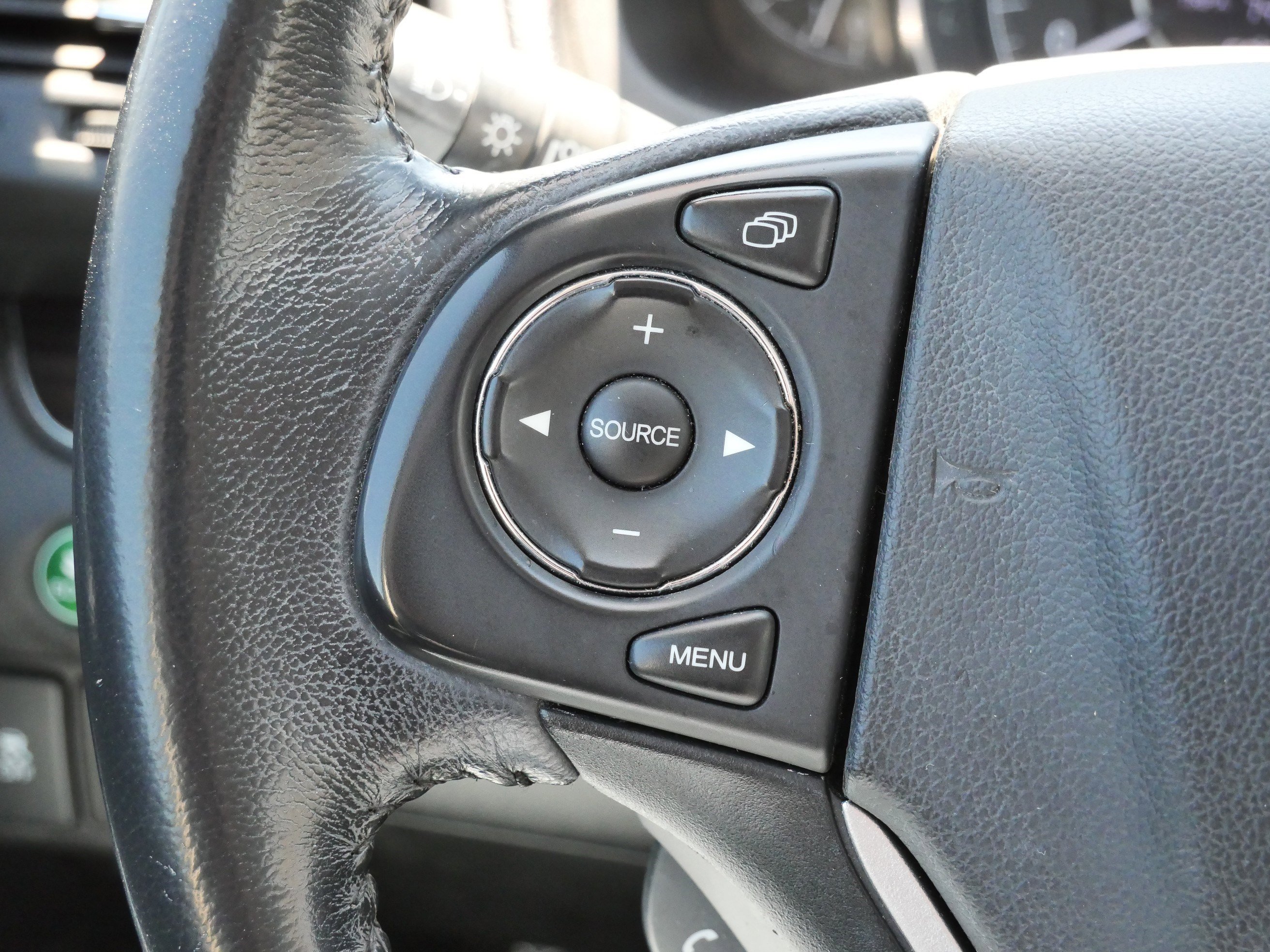 Used 2015 Honda CR-V EX-L image 33