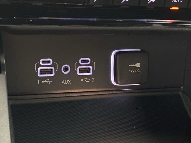 New 2025 Jeep Grand Cherokee Altitude image 23