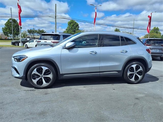 Used 2025 Mercedes-Benz GLA 250 image 3