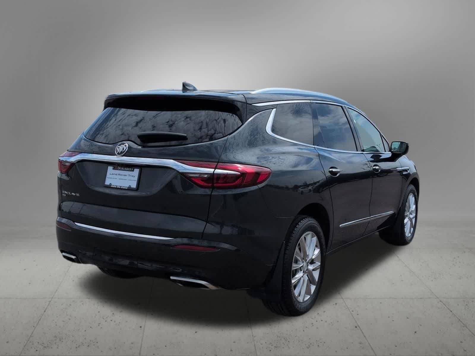 Used 2021 Buick Enclave Premium w/ Surround and Sites Package AWD/4WD image 6