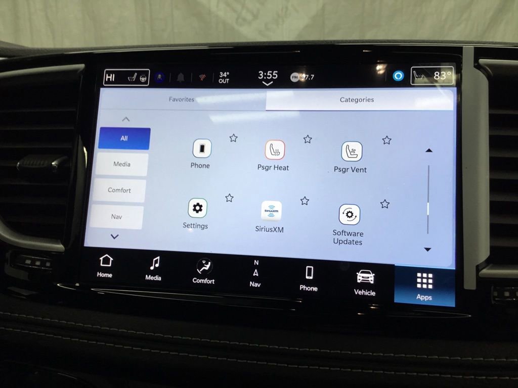 New 2026 Chrysler Pacifica Limited image 32