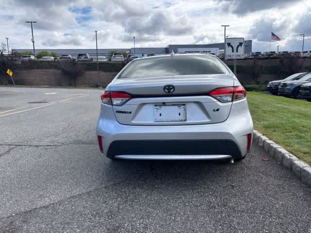 Used 2021 Toyota Corolla LE w/ Carpet Mat Package (TMS) FWD image 5