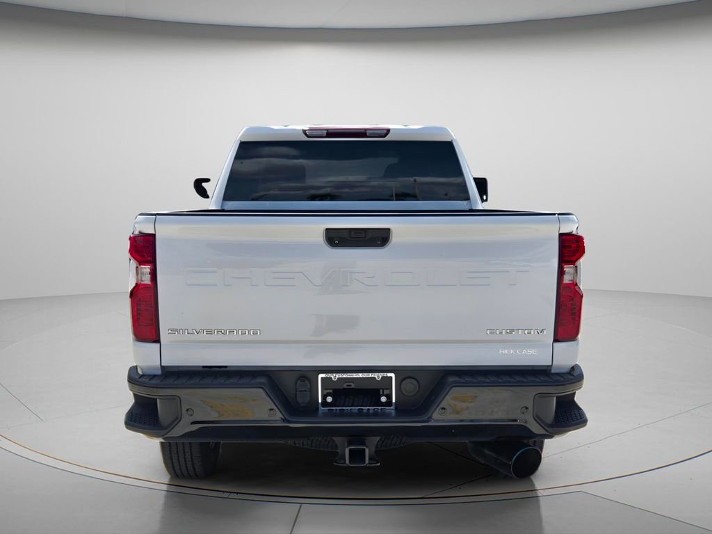 Used 2024 Chevrolet Silverado 2500 Custom w/ Custom Value Package AWD/4WD image 6