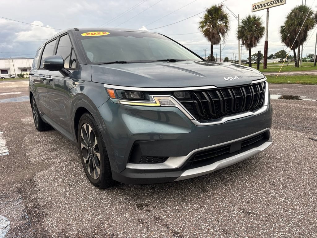 Used 2022 Kia Carnival EX