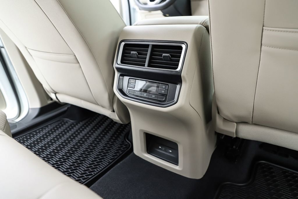 New 2026 Volkswagen Atlas SE image 37