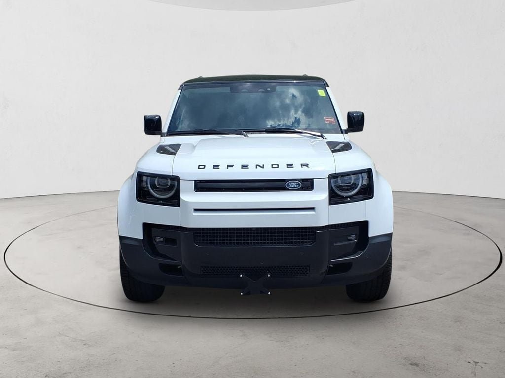New 2026 Land Rover Defender 110 S AWD/4WD image 2