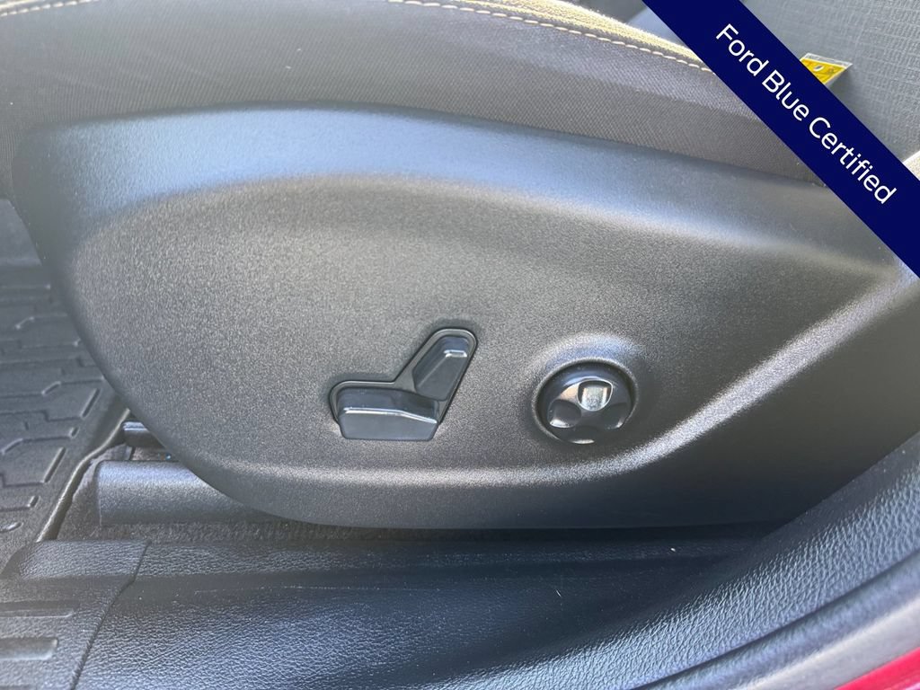 Used 2017 Jeep Cherokee Latitude w/ Comfort/Convenience Group FWD image 41