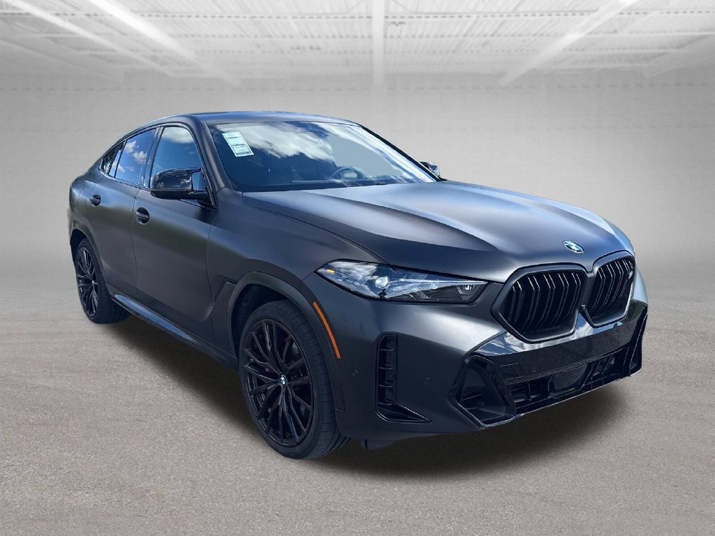 Used 2024 BMW X6 M60i AWD/4WD image 5