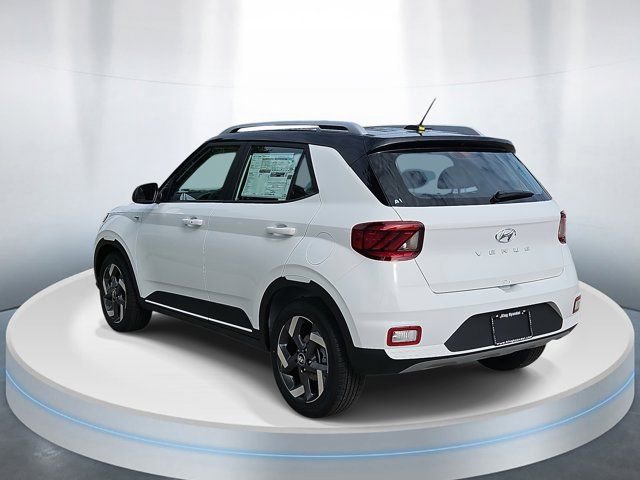 New 2025 Hyundai Venue Limited image 3