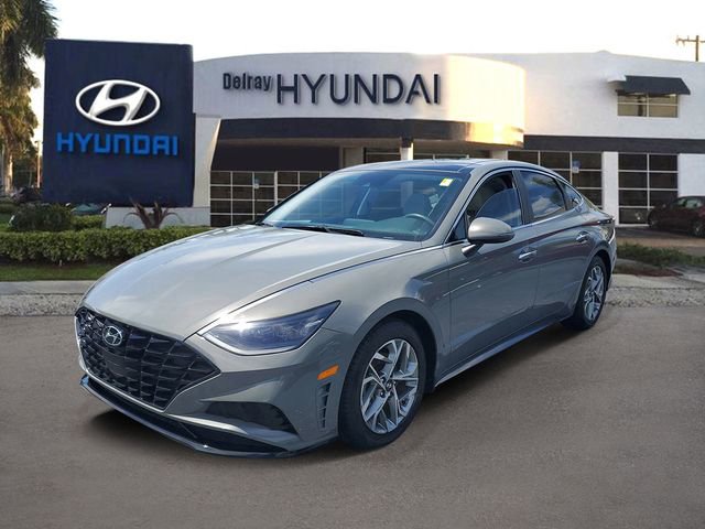 Certified 2023 Hyundai Sonata SEL w/ Convenience Package FWD image 3