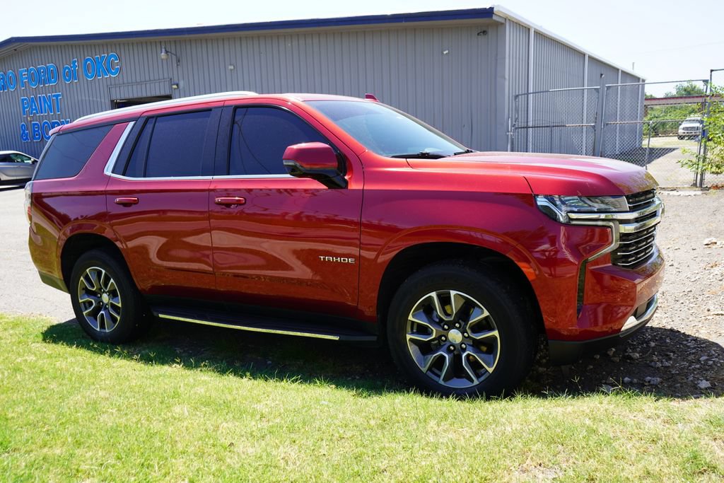 Used 2022 Chevrolet Tahoe LT w/ Luxury Package AWD/4WD image 10
