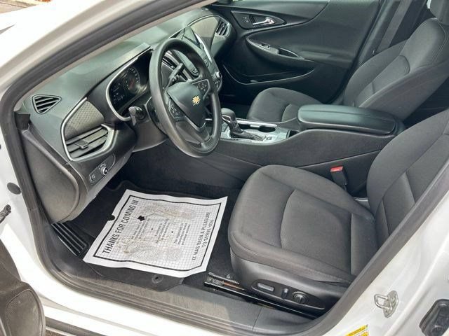 Used 2022 Chevrolet Malibu LT FWD image 11