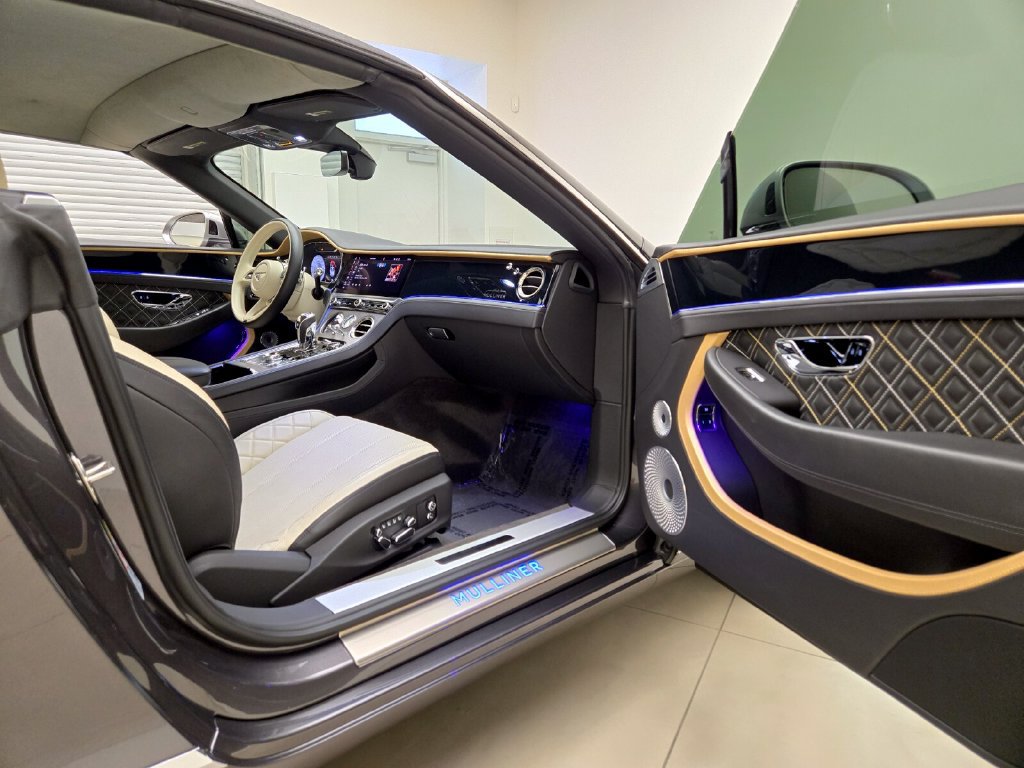 Used 2021 Bentley Continental GT AWD/4WD image 19
