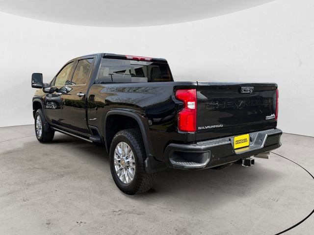 Used 2022 Chevrolet Silverado 2500 High Country image 3