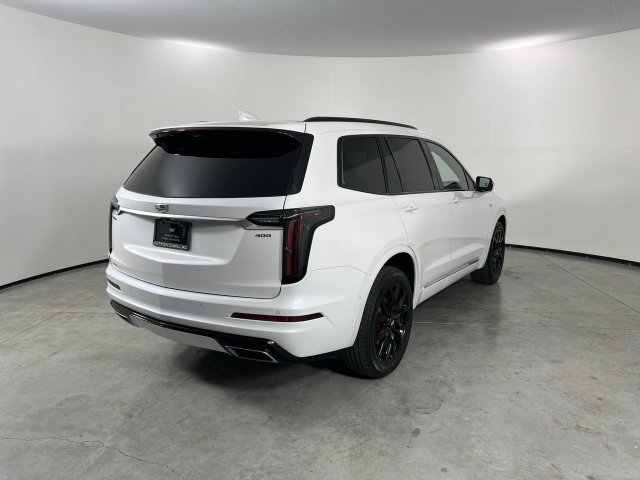 Certified 2025 Cadillac XT6 Sport w/ Technology Package AWD/4WD image 2
