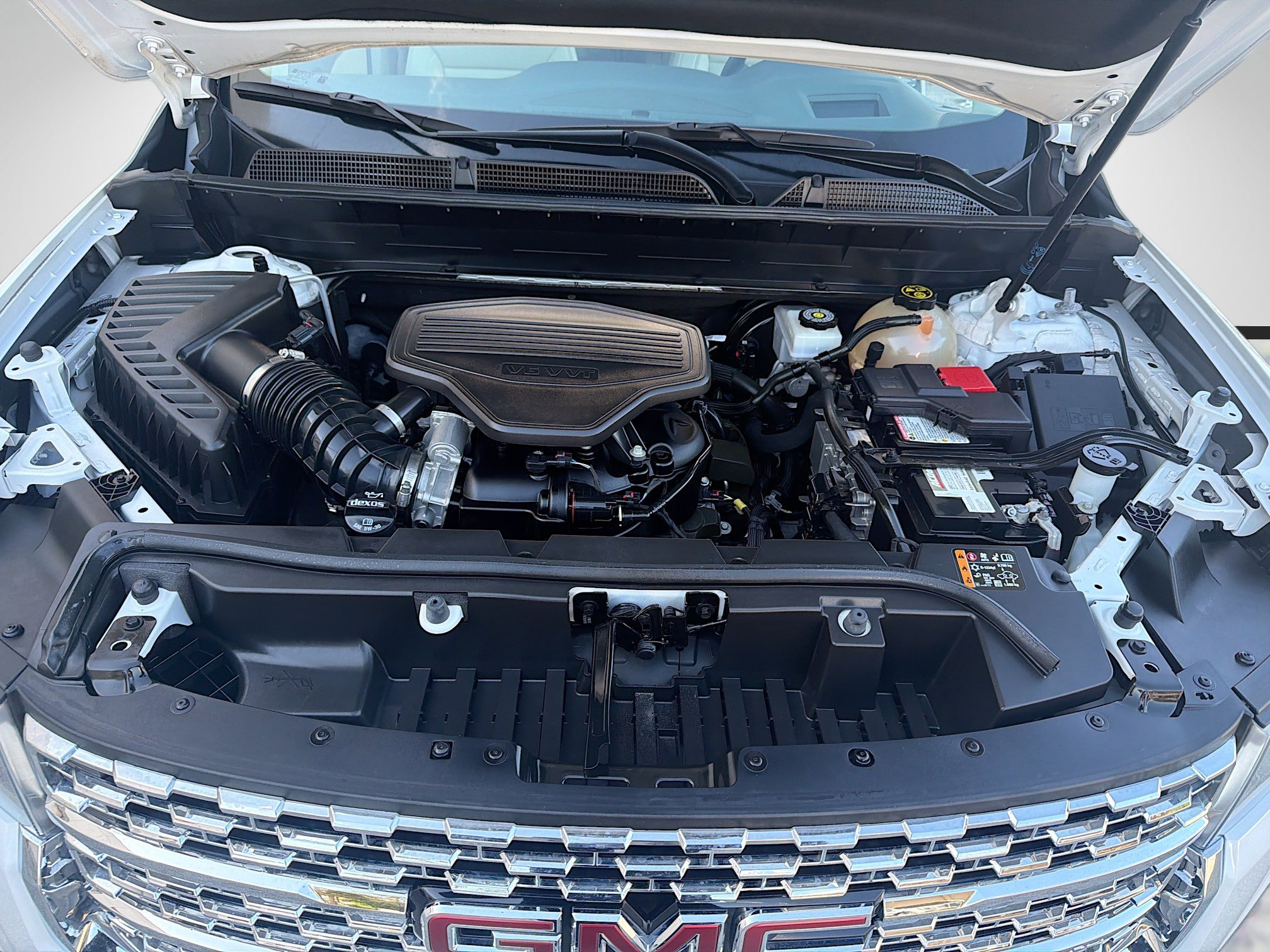 Used 2023 GMC Acadia Denali AWD/4WD image 35