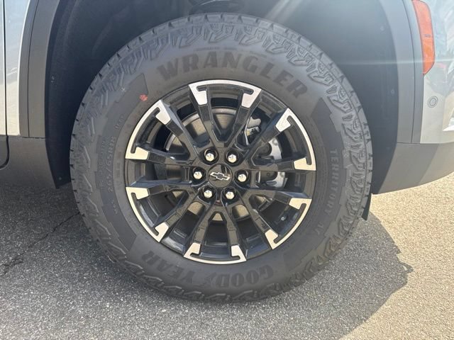 New 2026 Chevrolet Traverse Z71 w/ Enhanced Driving Package AWD/4WD image 21
