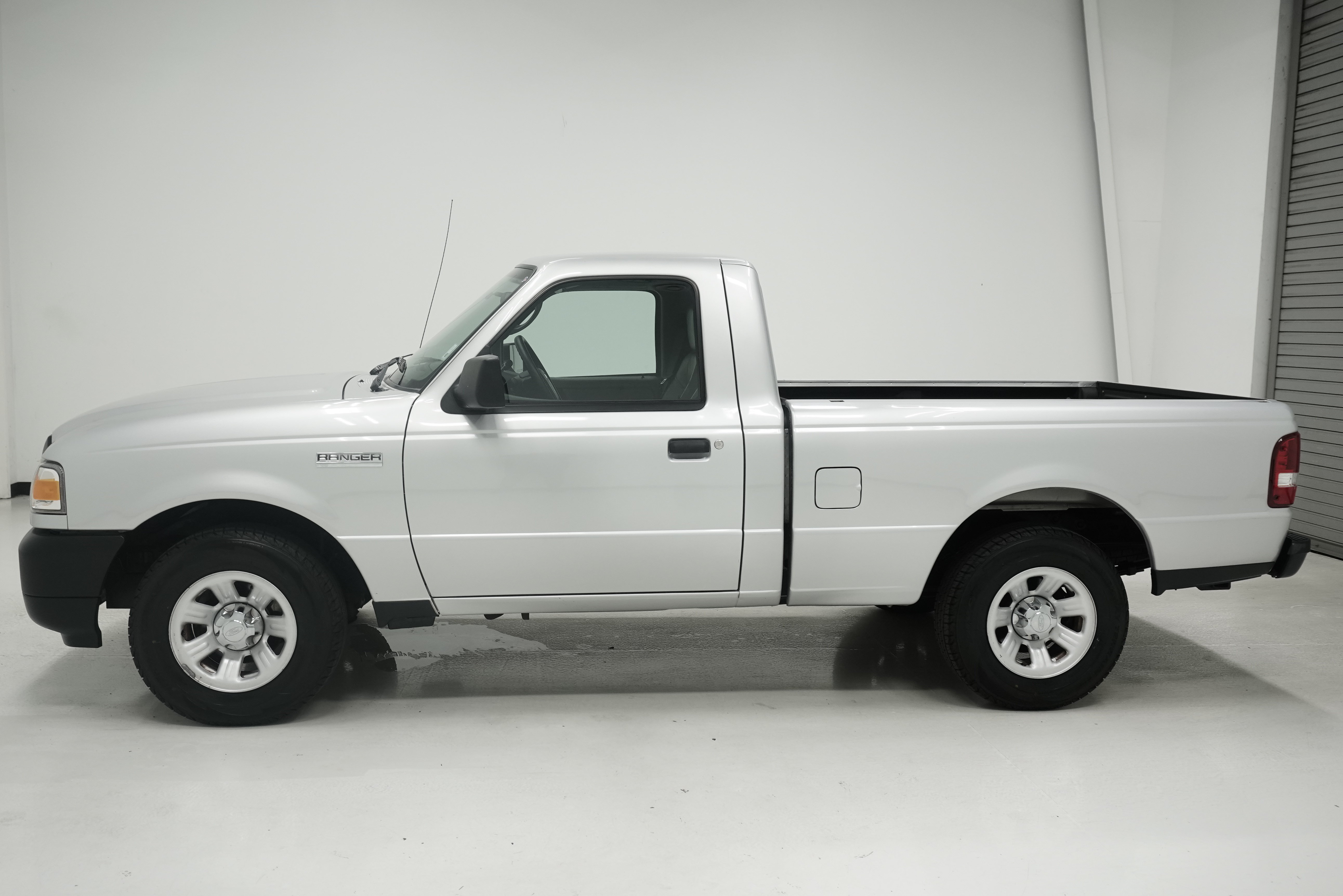 Used 2010 Ford Ranger XL RWD image 6