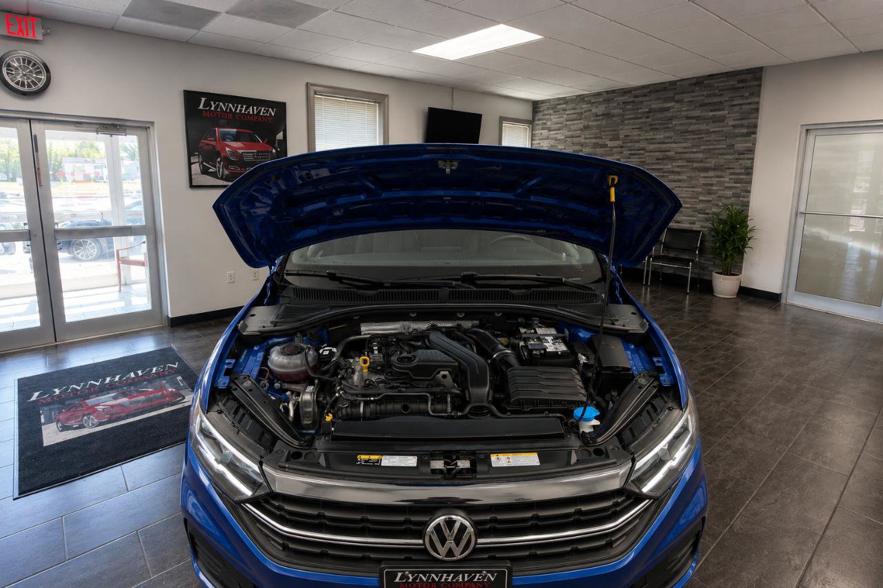 Used 2024 Volkswagen Jetta Sport FWD image 16