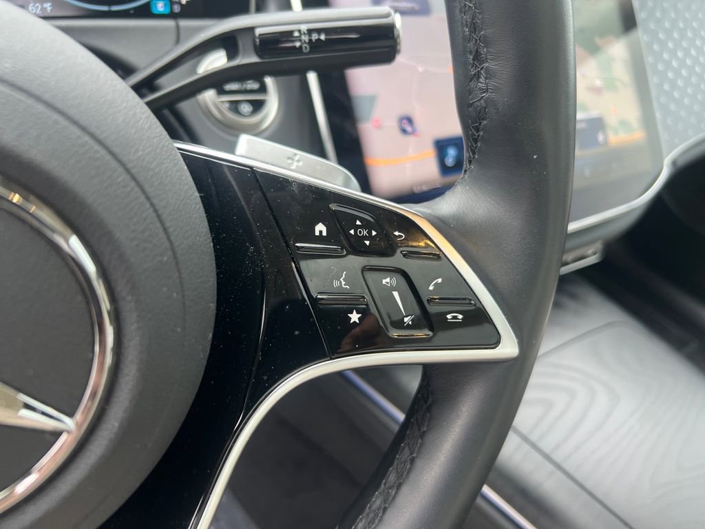 Used 2025 Mercedes-Benz E 350 4MATIC Sedan image 19