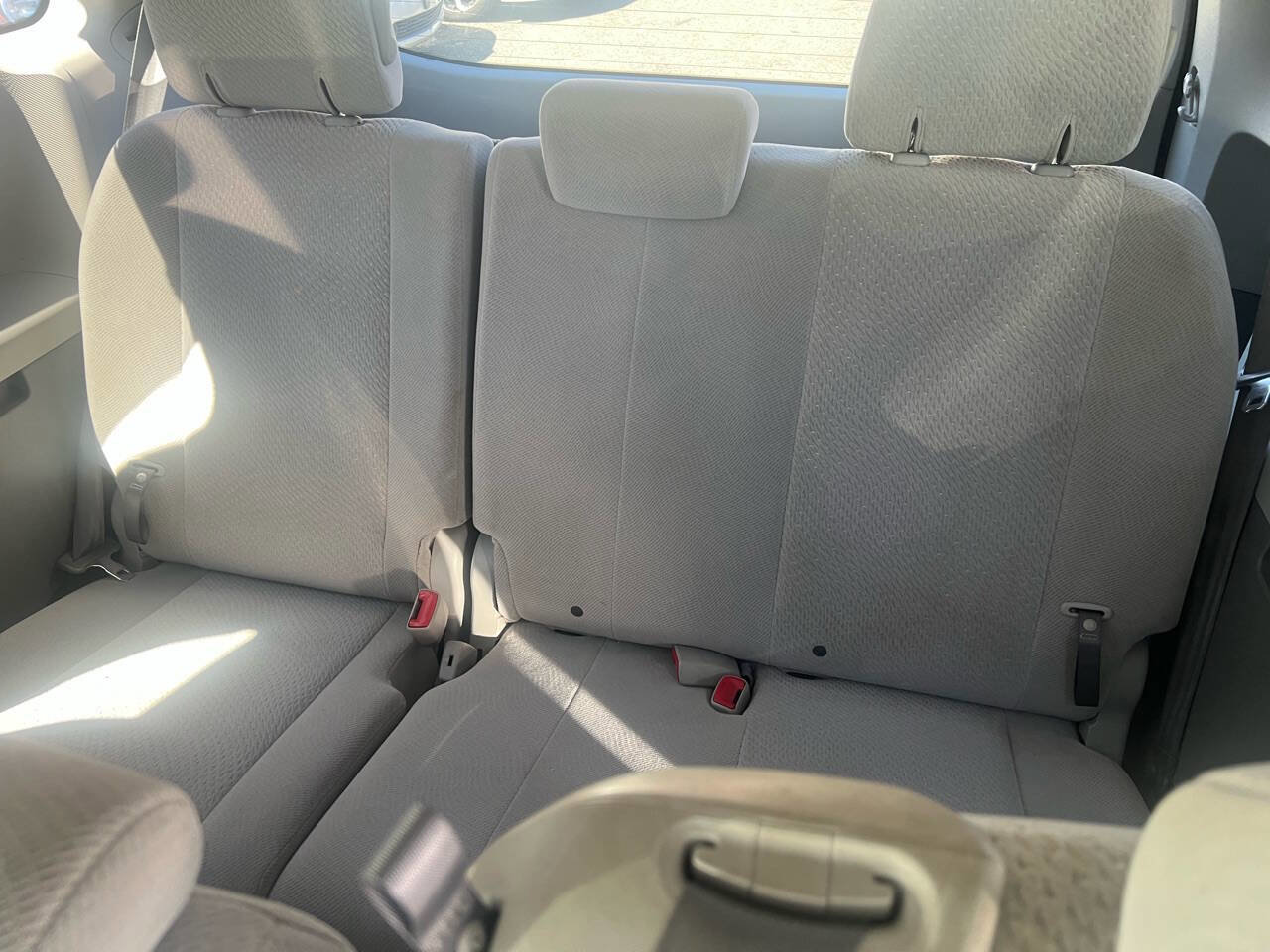 Used 2011 Toyota Sienna LE image 20