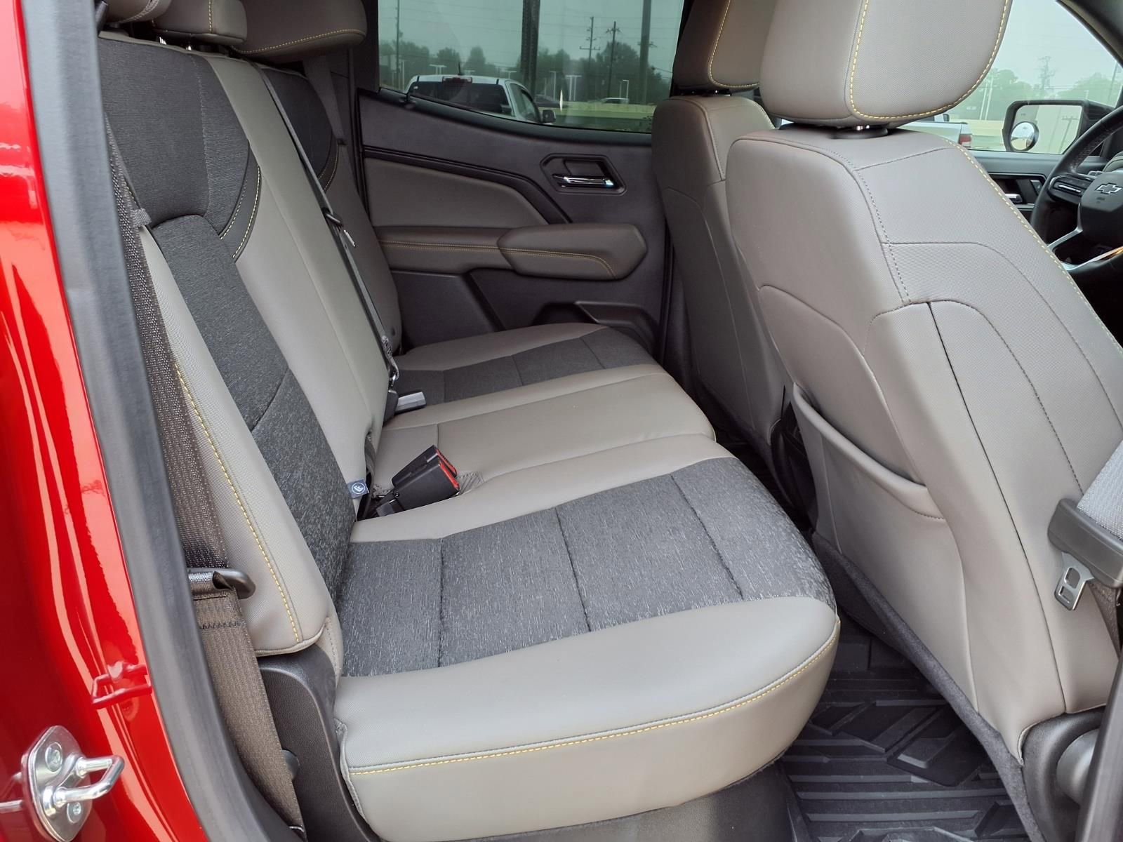 Used 2024 Chevrolet Colorado ZR2 w/ Safety Package image 25