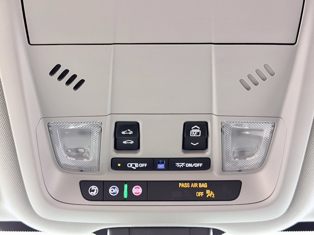 Used 2024 Chevrolet Equinox LT FWD image 61